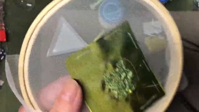 Самая простая брошь. Часть 1 I Брошь "Мимоза" I Как вышить брошь своими руками. смотреть онлайн