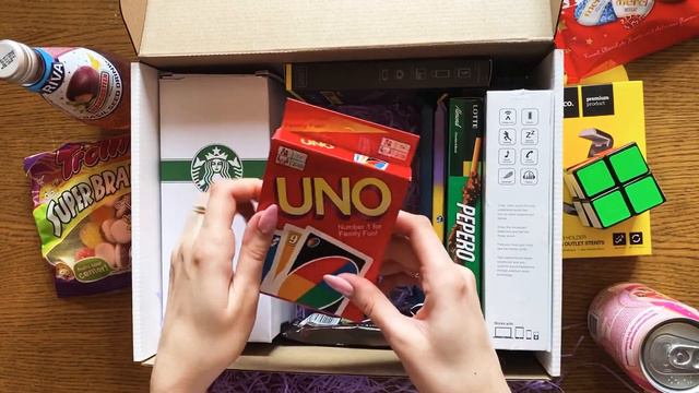Разбираем одну из отправленных HappyBox MAX. Не знаешь что подарить?тогда тебе к нам!