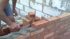 кладка перегородки в пол кирпича