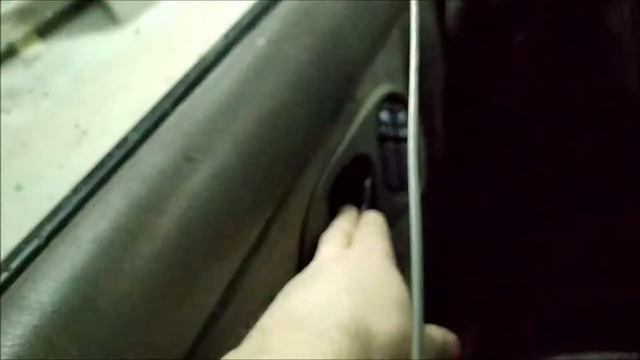 Как открыть машину если остались ключи внутри? смотреть онлайн