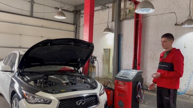 Infiniti Q50: Чи Варто Купувати Рестайлінгову Версію? смотреть онлайн