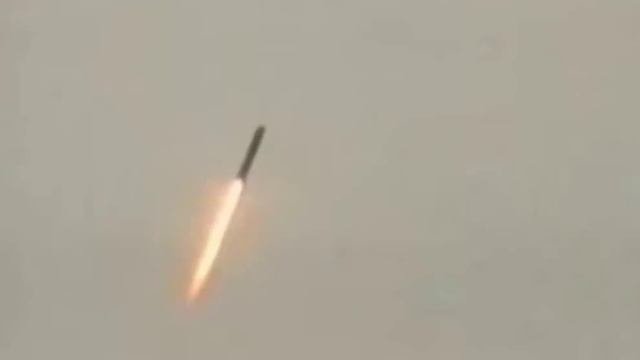 Запуск межконтинентальной баллистической ракеты СИНЕВА с подводной лодки ☢ Россия