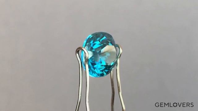 Классный голубой камбоджийский циркон 6.09 карат