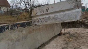 Монтаж керамзитобетонных панелей на фундамент.