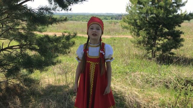 "Россия - Родина Святая!", Читает: Ямалутдинова Дайана, 7 лет