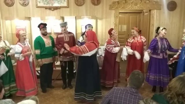 "Вдоль деревни от избы и до избы" - ансамбль "Калужская тальянка" 26.10.2018 смотреть онлайн