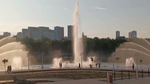 Fountains on the lake ⛲️️⛵⛴️dancing фонтаны r танцующие на озере
