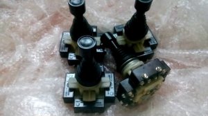 Крестовые переключатели (для промышленного оборудования и станков)