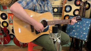 1990 Washburn D10N dreadnought guitar