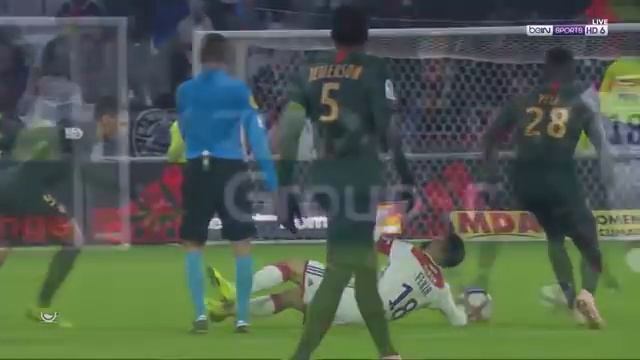 Лион 3-0 Монако. Очередной гол Фекира. Первое удаление Головина.