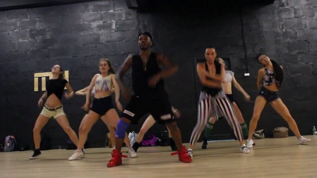 МК Реггетон от Yoandy / Chiflando choreo / BOOTY Reggaeton Twerk Weekend| 12-14 июня 2015г смотреть онлайн