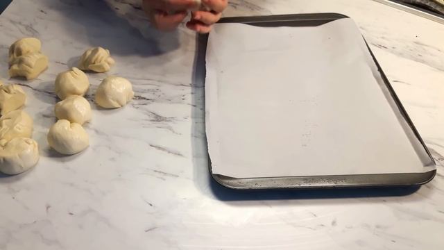 БУЛОЧКИ ДОМАШНИЕ С ЧЕСНОКОМ И ЗЕЛЕНЬЮ.