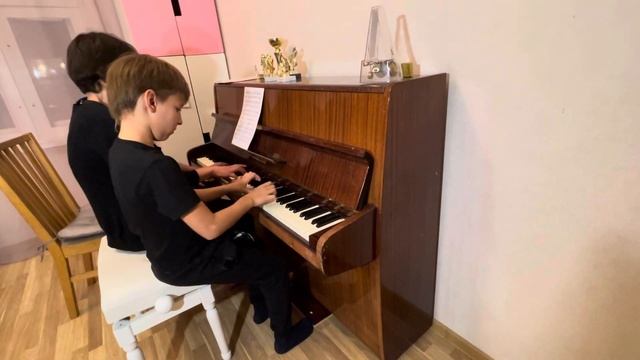 С. В. Рахманинов, Н. Карш "Итальянская полька". Исполняет Спасенихин Александр 9 лет смотреть онлайн