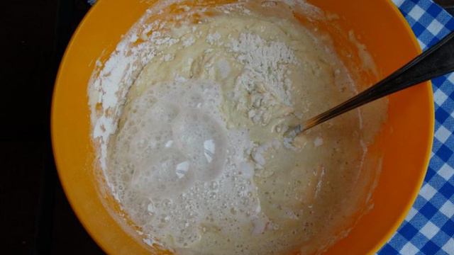 Грушевые маффины с шоколадом