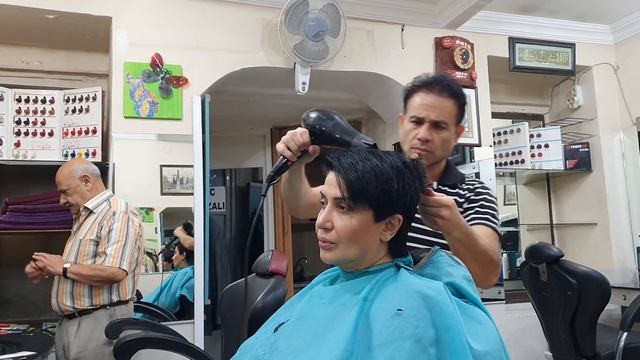 Стамбул ?? Таксим. Новая стрижка ?♀️ Гюли в мужском салоне. ? смотреть онлайн