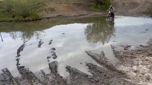 питбайк BSE PH 125 по грязи