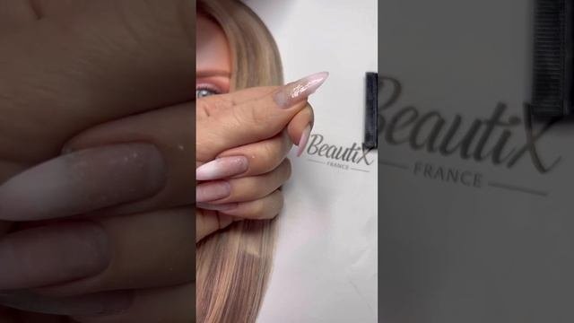 ? UniGel - находка для каждого мастера! Небольшой мастер-класс реставрации ногтей.