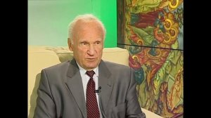 А молясь, не говорите лишнего, как  язычники, ибо они думают, что в многословии своем будут услышан