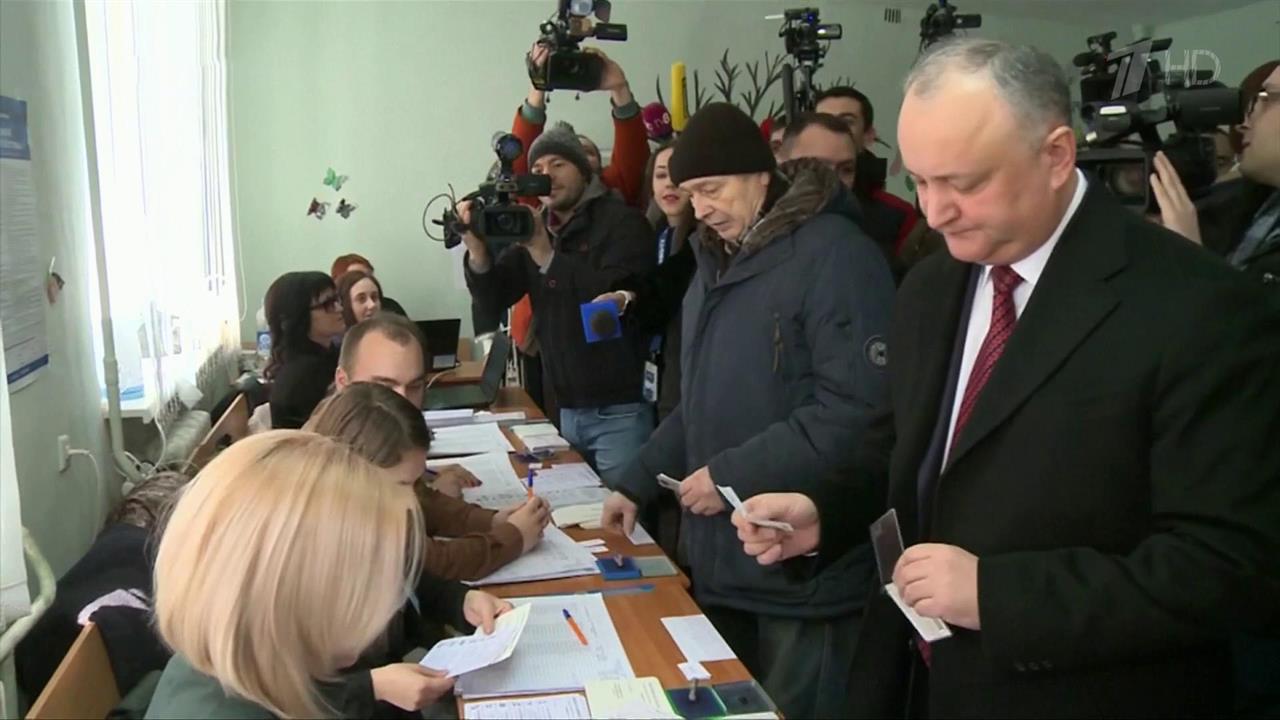 В Молдавии после выборов в парламент побеждают социалисты, которые поддерживают Игоря Додона
