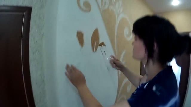 Создание рисунка жидкими обоями SILK PLASTER. Фрязино смотреть онлайн