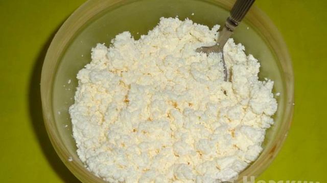 Творожные шарики с клубникой