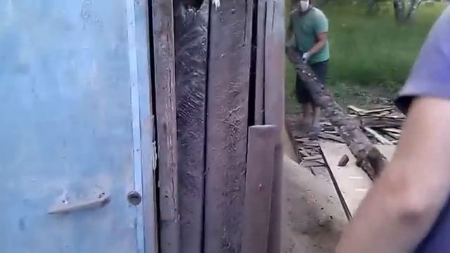 Гараж из арболита. Обкатка циркулярки,изготовлена своими руками. смотреть онлайн