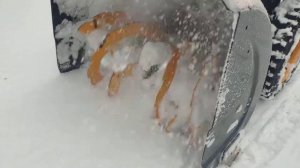 Уборка снега снегоуборочной машиной Partner