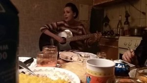 Женечка.Потрясающий голос!Евгения Свиридова поёт авторскую песню.  Очень красивая песня