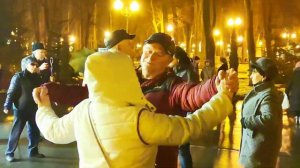 Ты на звонки не отвечай Танцы в парке Горького Харьков Февраль 2022
