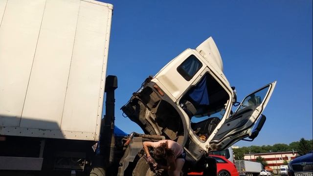 Дальнобой на Фотоне/ Устанавливаю пневмосигнал смотреть онлайн