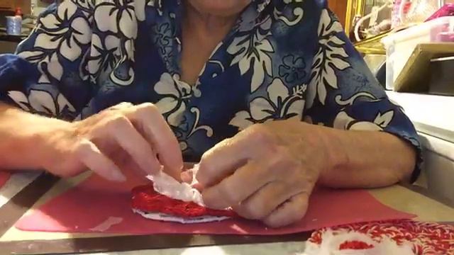 Mars Is Live ~ Guess Who, & Making Flowers Tutorial смотреть онлайн