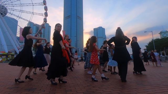 XX La Bienal de Flamenco Sevilla Flashmob in Hong Kong 2018 смотреть онлайн