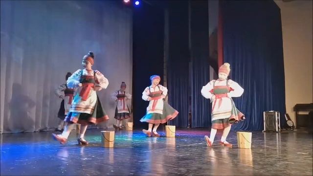 Студия народного танца 