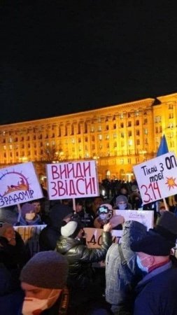 Бунт в Ивано-Франковске. Люди протестуют против мобилизации. Видео публикуют местные ТГ-каналы