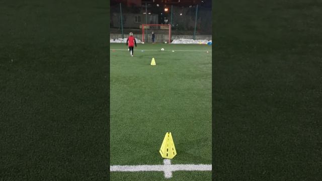 Совершенствование удара в детском футболе ⚽