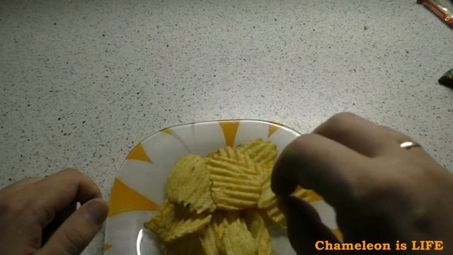 #131 Unboxing and review of food\ (Чипсы лейс рифленые)\Королевские креветки смотреть онлайн