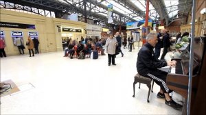 Pachelbel's Canon in Marylebone Station