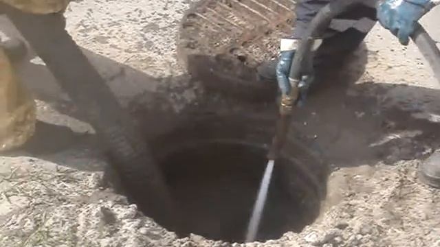 Прочистка канализации с механическим корнерезом смотреть онлайн