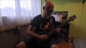 A little improvised jam using Zoom G6 looper. One take, mistakes, but who cares ! ;)