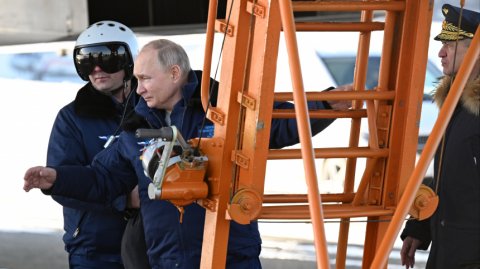 «Техника отличная»: Путин поделился впечатлениями от полета на Ту-160М