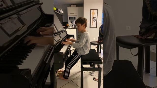 Oskar Merikanto - valse lente , op. 33 par Antoine 7y смотреть онлайн