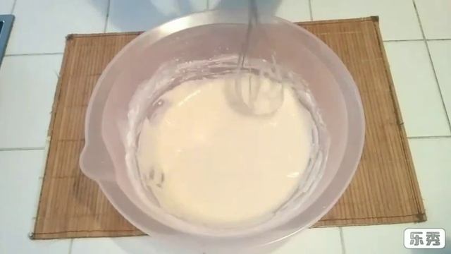 ОЛАДУШКИ на кефире за 5 минут. Всегда получается.