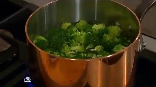 САЛАТ ИЗ БРОККОЛИ, БУРАТТЫ И ЧИЛИ. смотреть онлайн