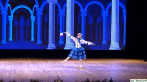 Дарья Данилова. Вариация французской куклы из балета Й. Байера «Фея кукол» (постановка К. Сергеева)