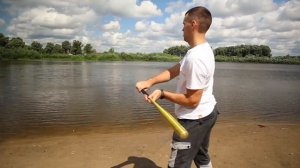 Невероятный трюк из беисбола! Попробовал повторить с битой!