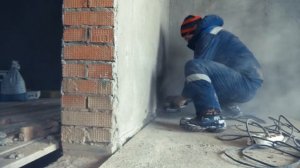 КОСЯК ПОСЛЕ ОШТУКАТУРИВАНИЯ СТЕН! КАК ИСПРАВЛЯЛ? ШТУКАТУРКА СТЕН  НЕ ЗАБУДЬ ОБРАТИТЬ НА ЭТО ВНИМАНИ