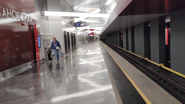 Метро Стахановская станция с дизайном в духе конструктивизма Родченко и Маяковского 1920-х #Moscow