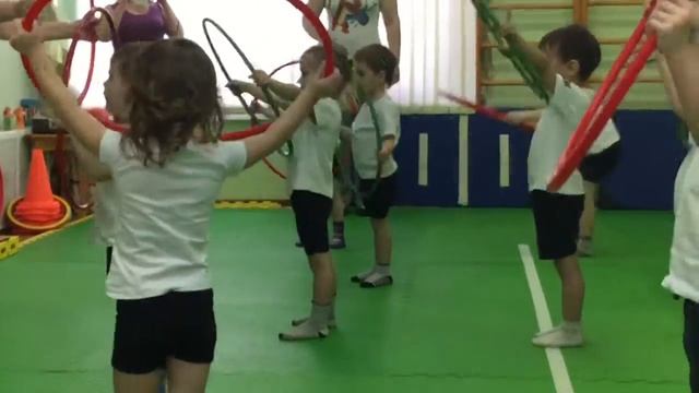 Открытый урок физкультуры, 01.03.2016 гр.7 смотреть онлайн