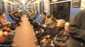 Метропоезд 81-717/714 (ЛВЗ) (№9050 - №10063) + вагон 81-717 (ММЗ) №9050 (Ретро-Номерной)