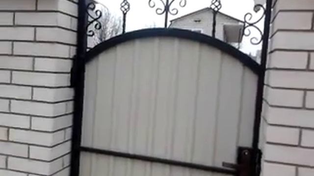На даче калитка ворота смотреть онлайн